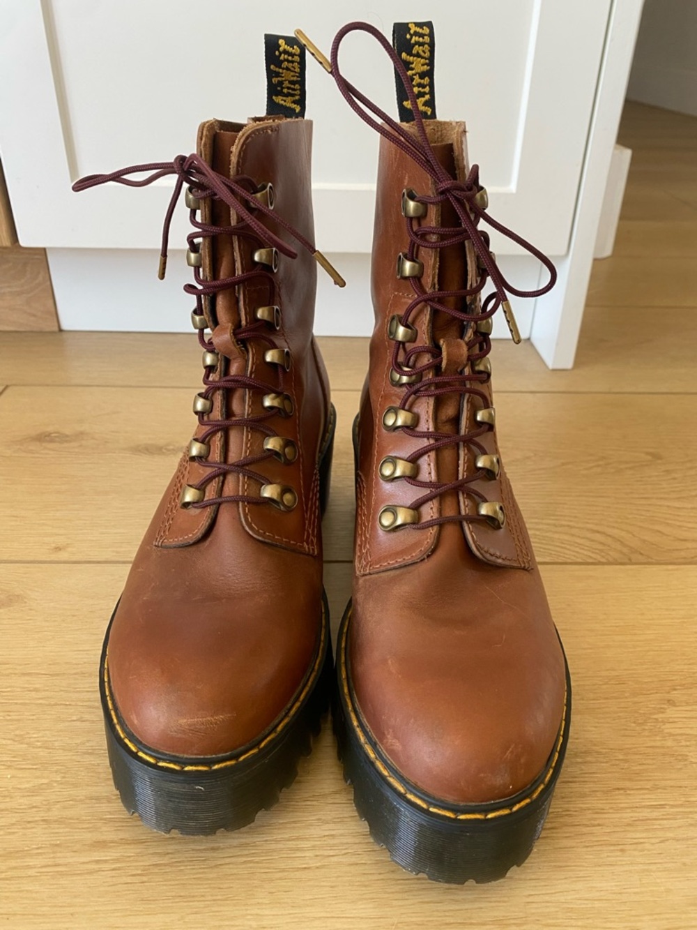 Women's Dr. Martens Leona Farrier Leather Heeled Boots